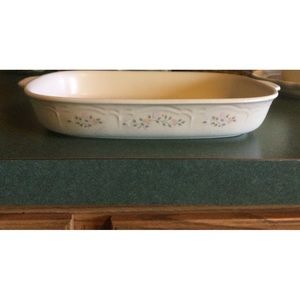 Pfaltzgraff Remembrance 2 Quart Baking Dish